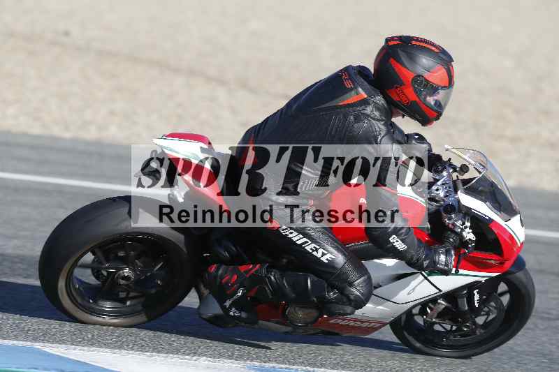 /Archiv-2025/02 28.-31.01.2025 Moto Center Thun Jerez/gruen-green/92